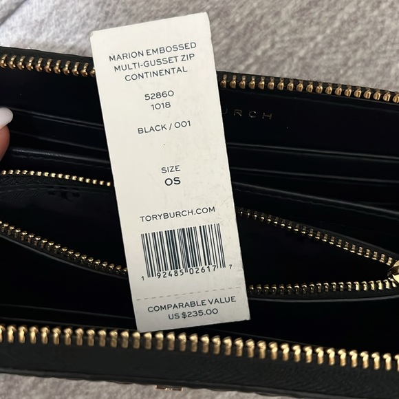 Tory Burch Embossed leather wallet - Picture 6 of 11